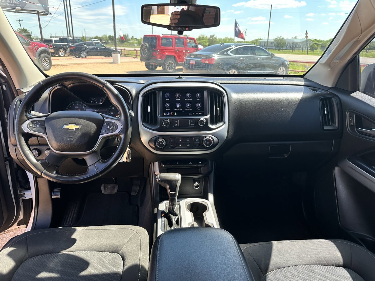 Used 2019 Chevrolet Colorado LT w/ LT Convenience Package AWD/4WD image 18