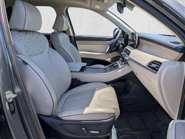 Used 2022 Hyundai Palisade Limited w/ Cargo Package FWD image 23