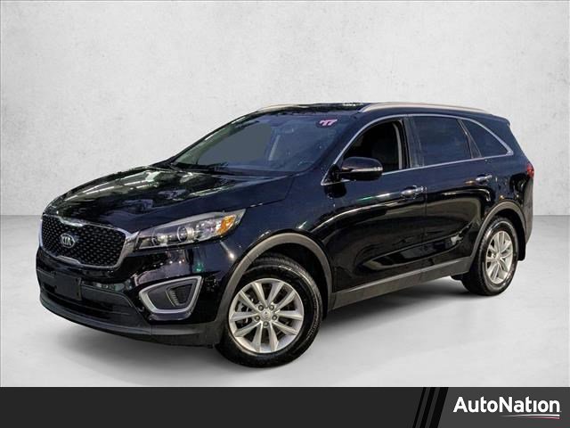 Used 2017 Kia Sorento LX w/ LX Convenience Package