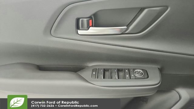 Used 2025 Toyota Prius AWD image 20