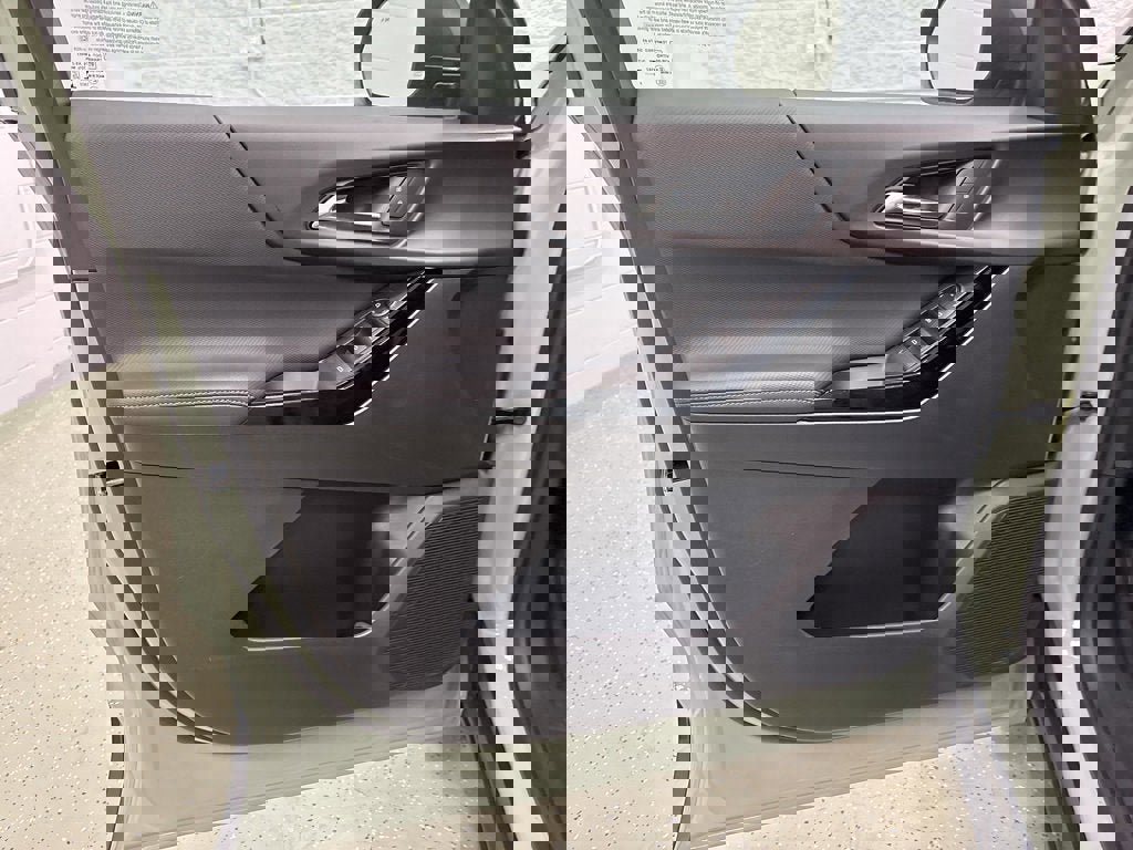 New 2026 Chevrolet Equinox LT w/ LPO, Floor Liner Package image 13