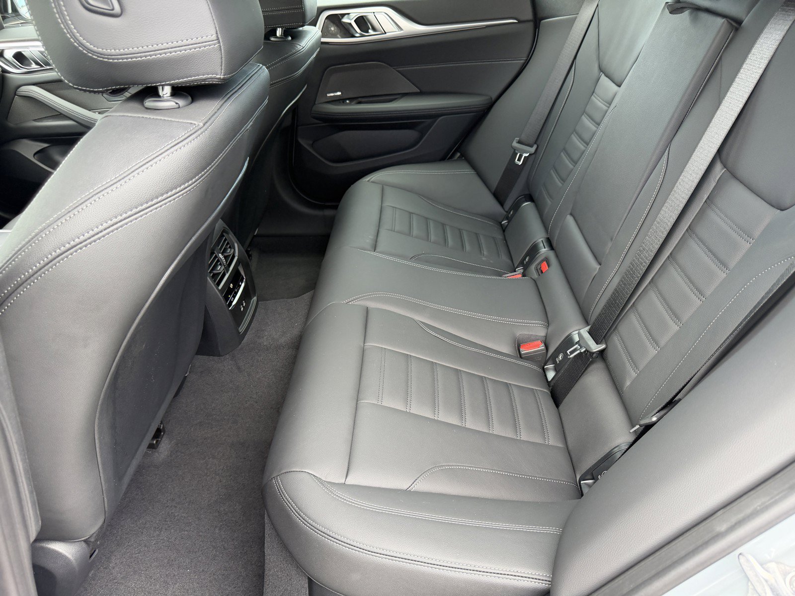 New 2026 BMW 430i w/ M Sport Package RWD image 18