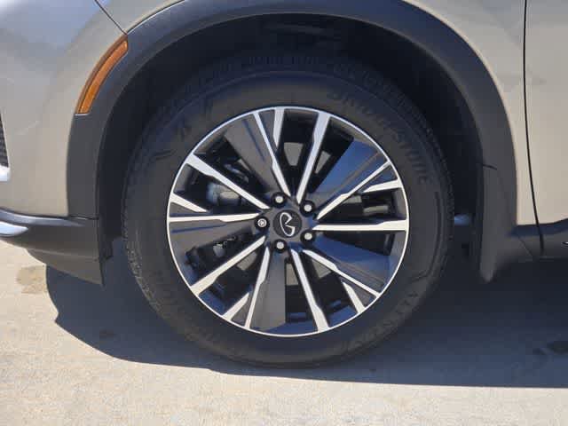 Certified 2026 INFINITI QX60 Luxe w/ Cargo Package FWD image 8