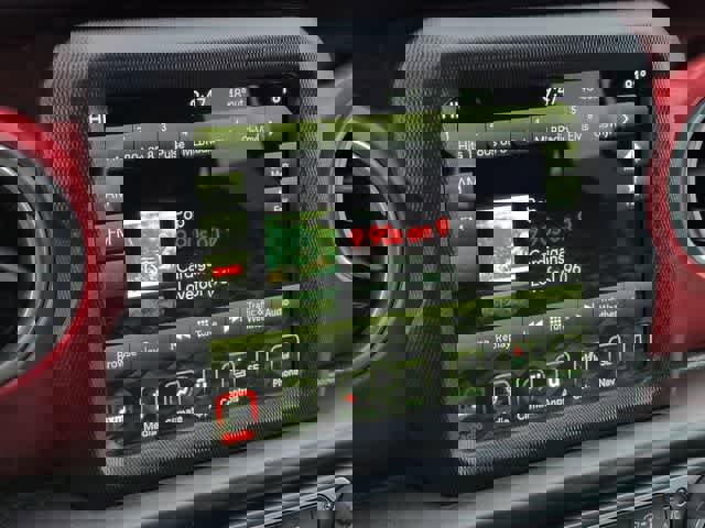 Used 2018 Jeep Wrangler Unlimited Rubicon image 27