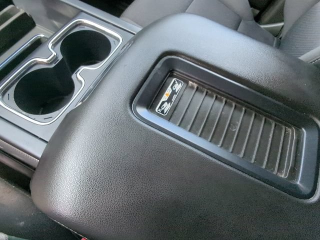 Used 2018 Chevrolet Silverado 1500 LT w/ All Star Edition AWD/4WD image 39