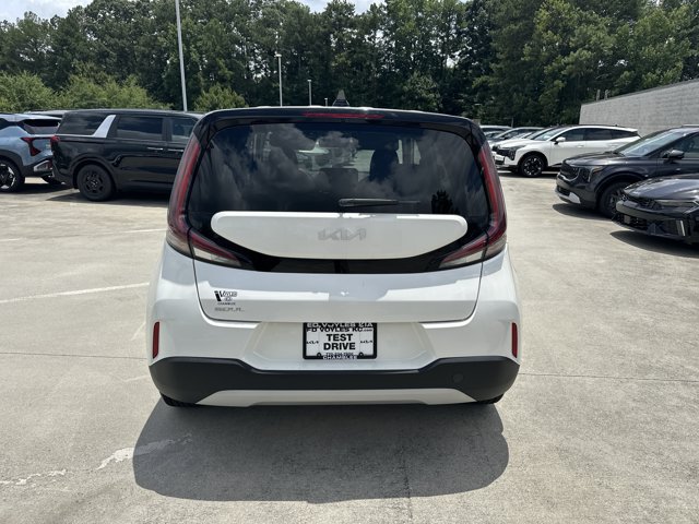 Certified 2023 Kia Soul LX FWD image 7