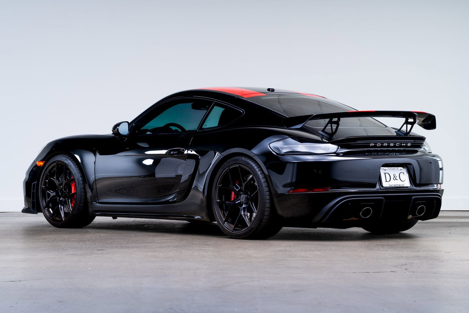 Used 2020 Porsche 718 Cayman GT4 RWD image 5