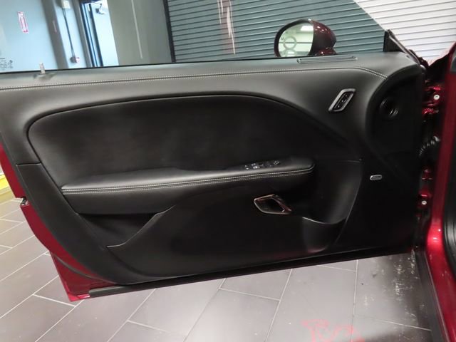 Used 2022 Dodge Challenger SRT Hellcat RWD image 9