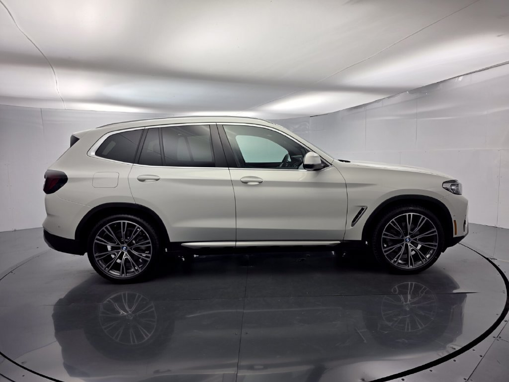 Certified 2024 BMW X3 sDrive30i w/ Convenience Package RWD image 3