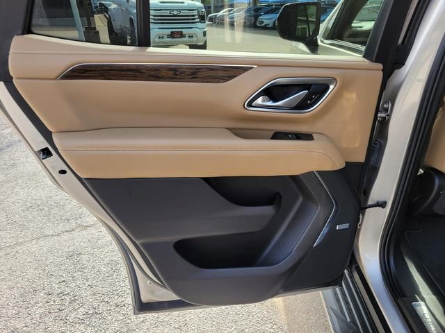 Used 2021 Chevrolet Tahoe Premier w/ Texas Edition image 17