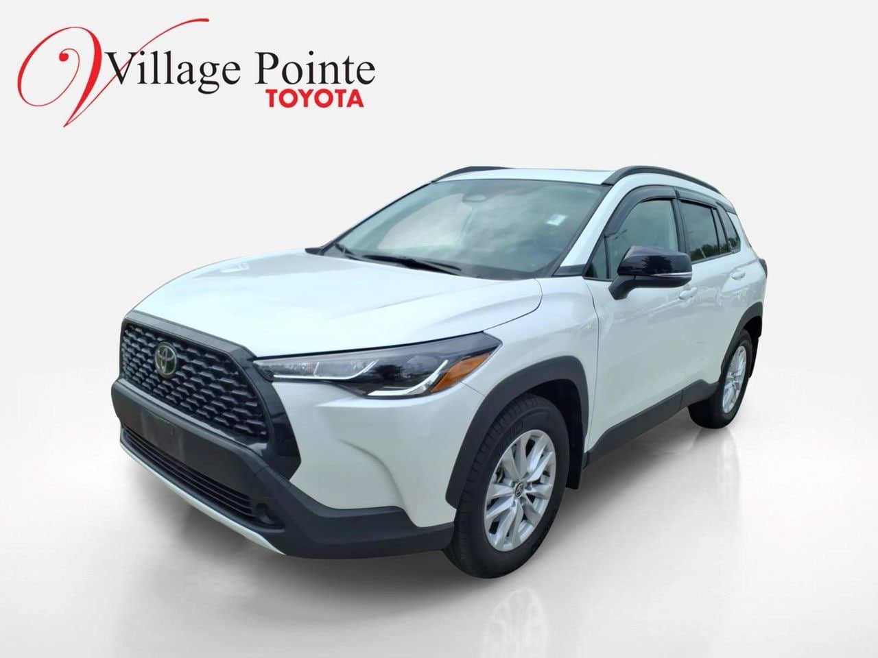Certified 2025 Toyota Corolla Cross LE w/ Moonroof Package AWD/4WD video 1