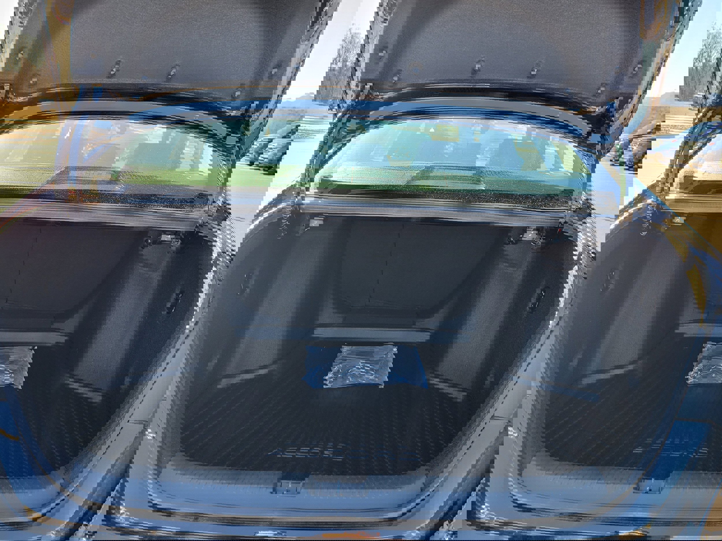 Used 2024 Honda Accord Touring image 12