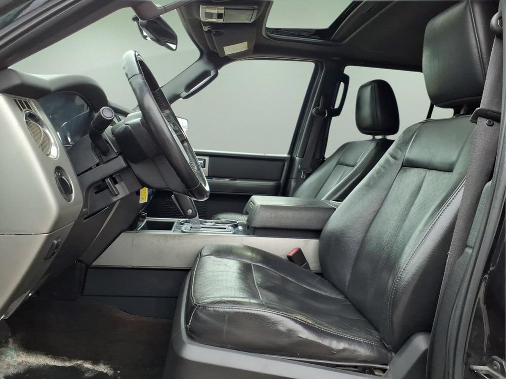Used 2013 Ford Expedition Limited AWD/4WD image 2