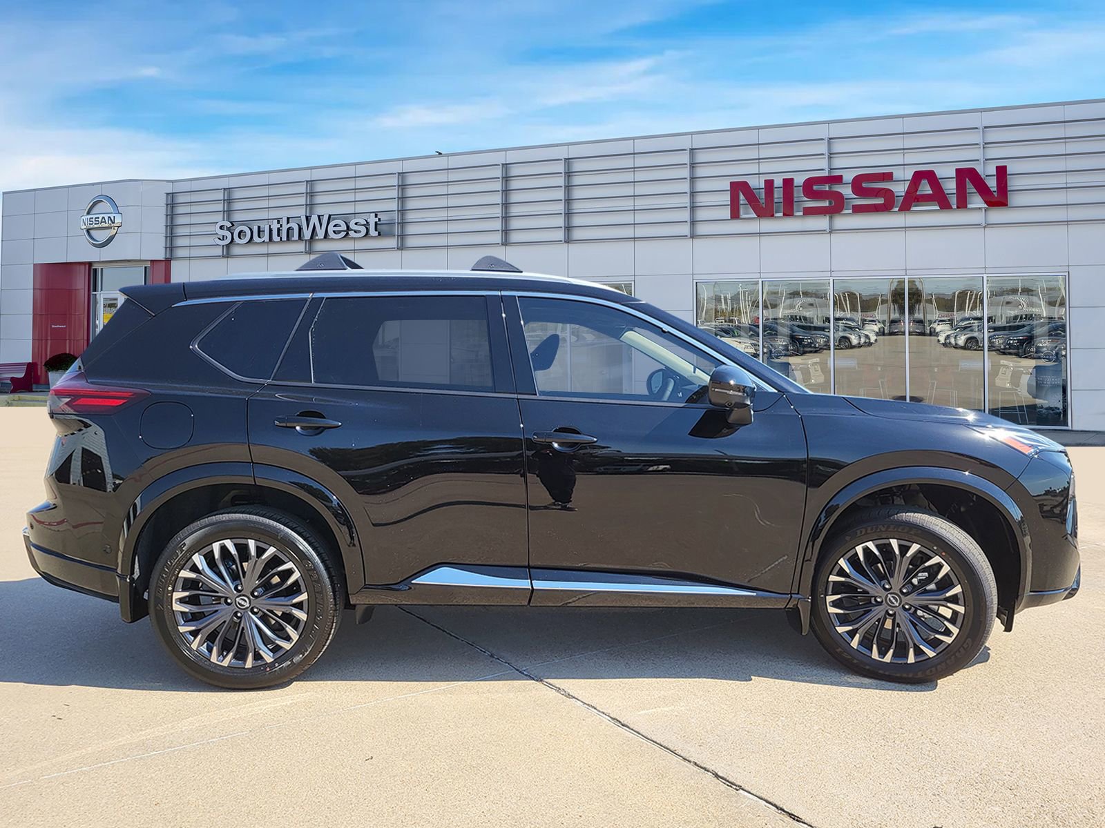 New 2026 Nissan Rogue Platinum image 5