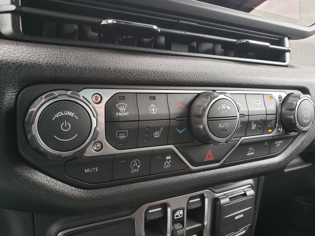 New 2026 Jeep Wrangler Unlimited Sport AWD/4WD image 17