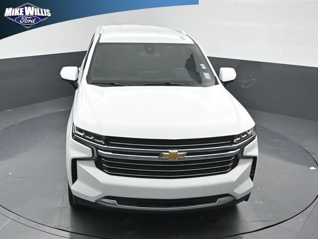 Used 2022 Chevrolet Suburban LT RWD image 10