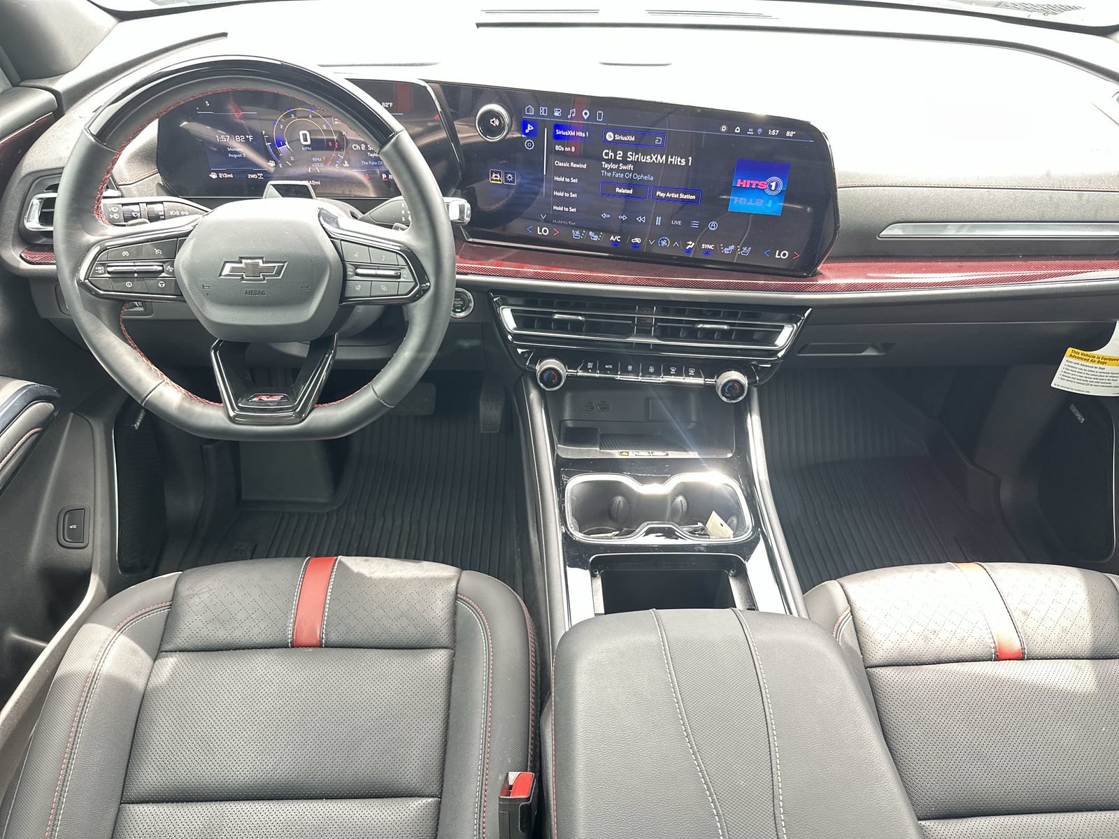 Used 2026 Chevrolet Traverse RS AWD/4WD image 18