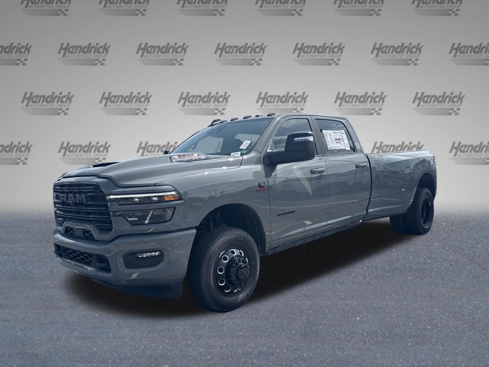 New 2026 RAM 3500 Laramie AWD/4WD image 4