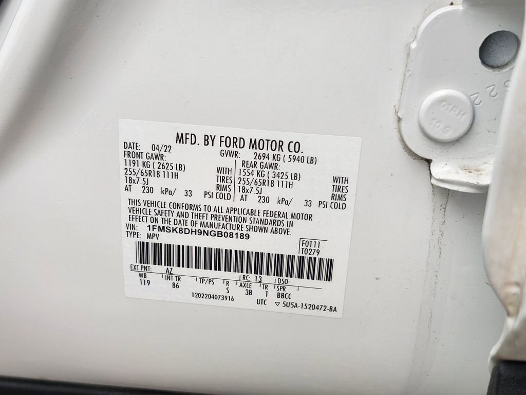 Used 2022 Ford Explorer XLT AWD/4WD image 32