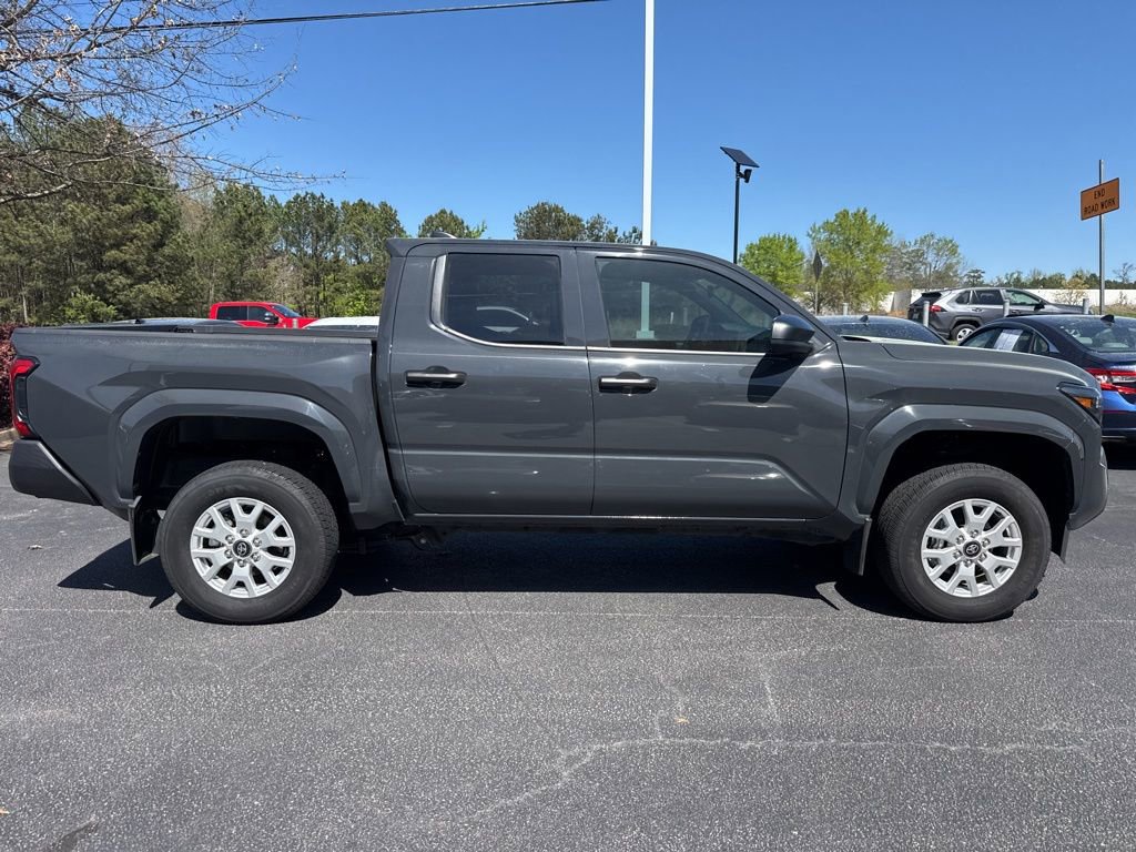 Used 2024 Toyota Tacoma SR image 2