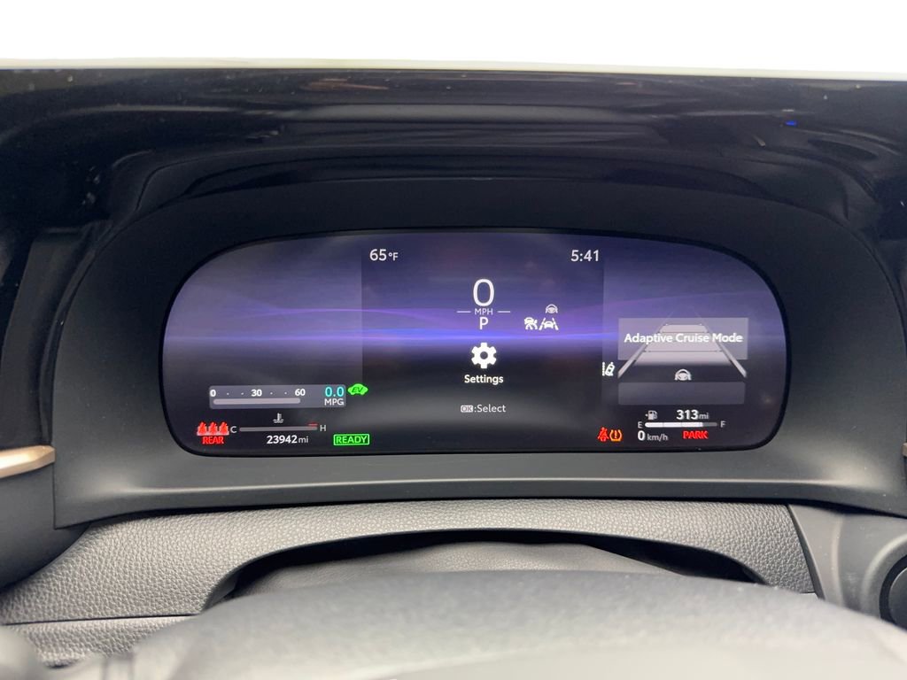 Used 2023 Toyota Crown XLE image 59