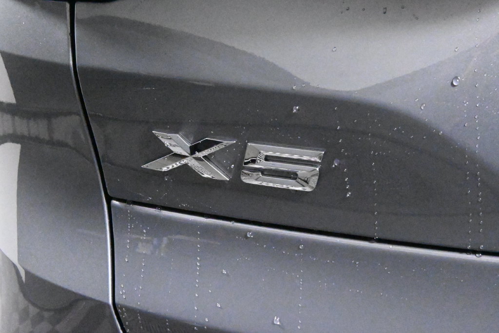 Used 2026 BMW X5 xDrive50e w/ Premium Package AWD/4WD image 41