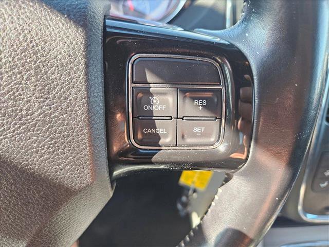 Used 2020 Dodge Grand Caravan SXT image 12