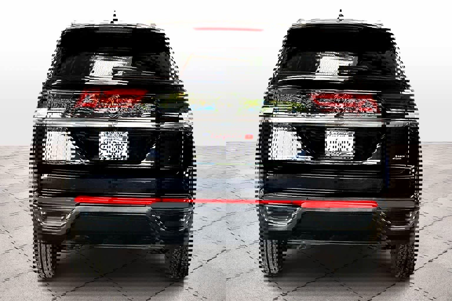 Used 2023 Volkswagen Atlas Cross Sport SE image 7