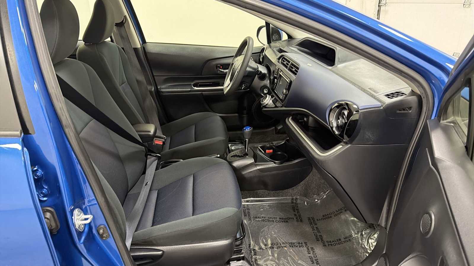 Certified 2017 Toyota Prius C Two image 27