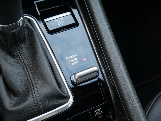 Used 2024 Jeep Compass Latitude w/ Sun and Sound Group image 21