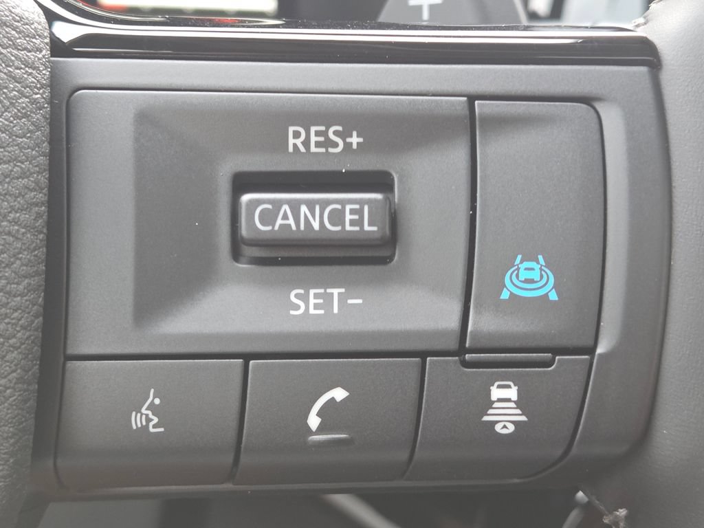 New 2026 Nissan Pathfinder Platinum AWD/4WD image 15