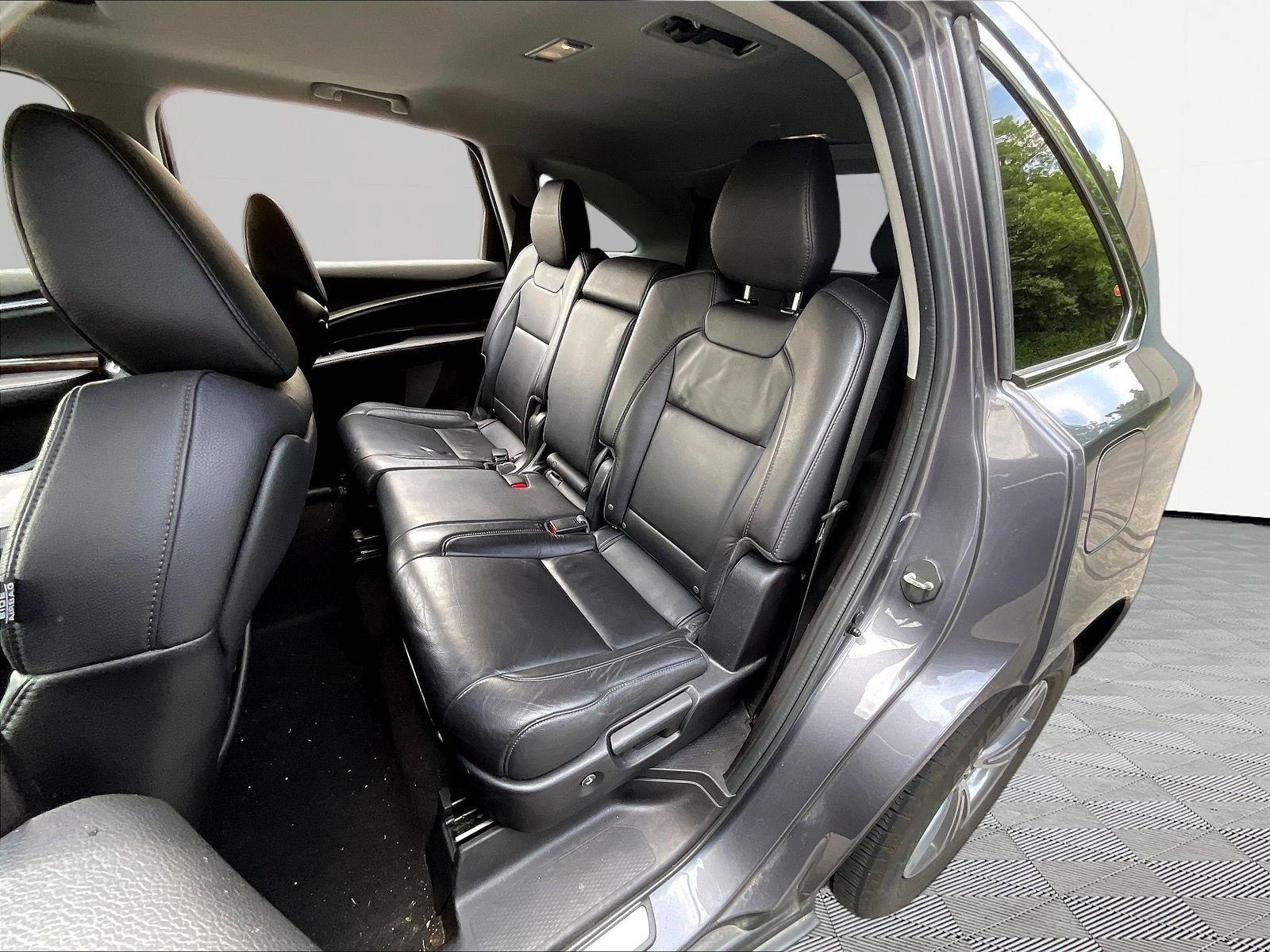 Used 2020 Acura MDX SH-AWD image 22