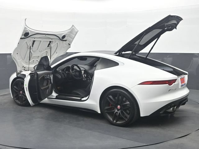Used 2015 Jaguar F-TYPE R RWD image 33