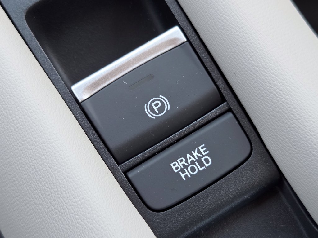 New 2027 Honda HR-V LX image 8