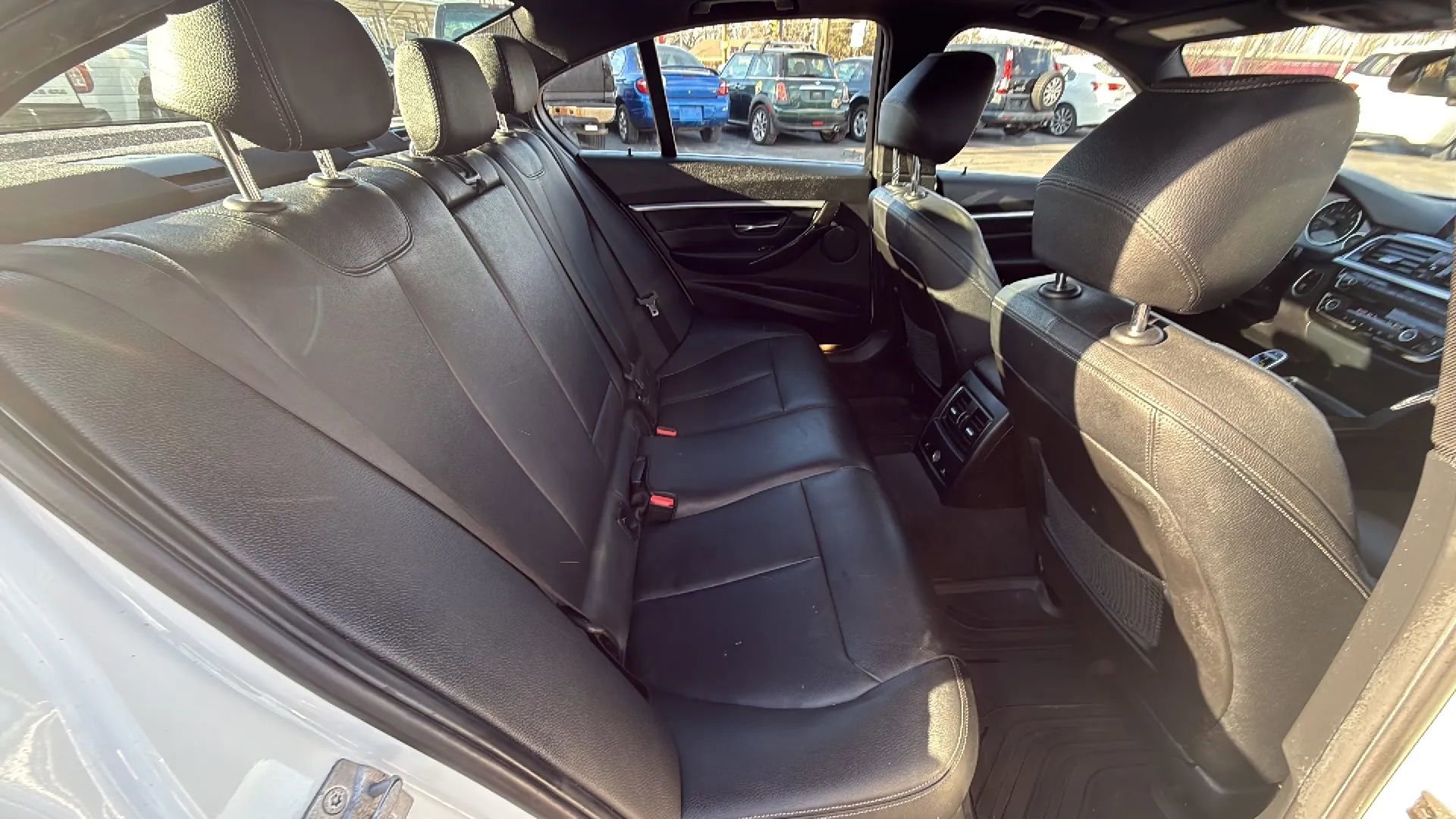 Used 2017 BMW 330i xDrive Sedan image 16