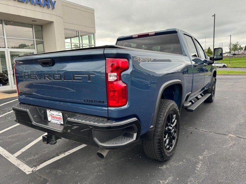 Used 2025 Chevrolet Silverado 2500 Custom w/ Custom Blackout Package AWD/4WD image 3