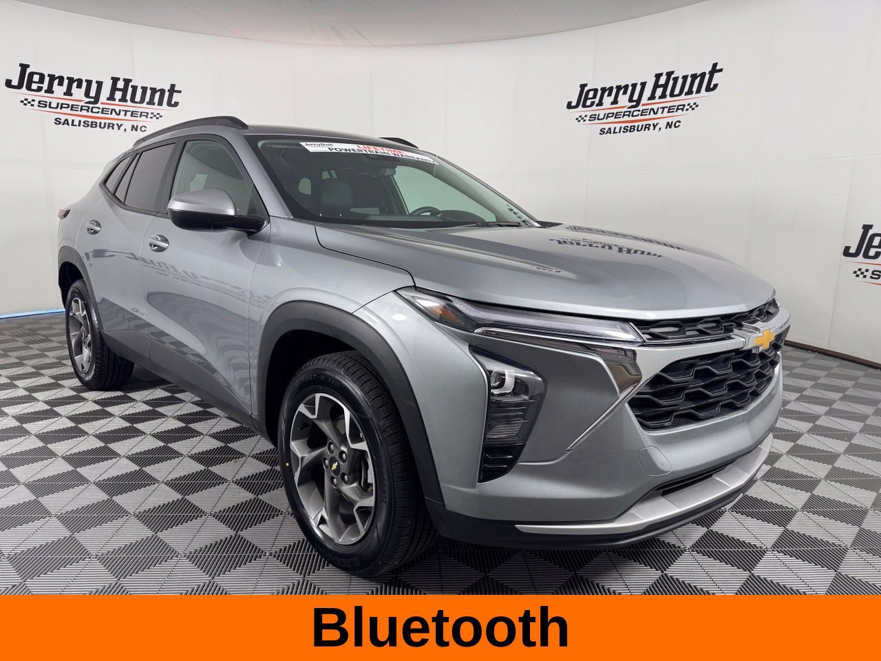 Used 2024 Chevrolet Trax LT FWD image 6