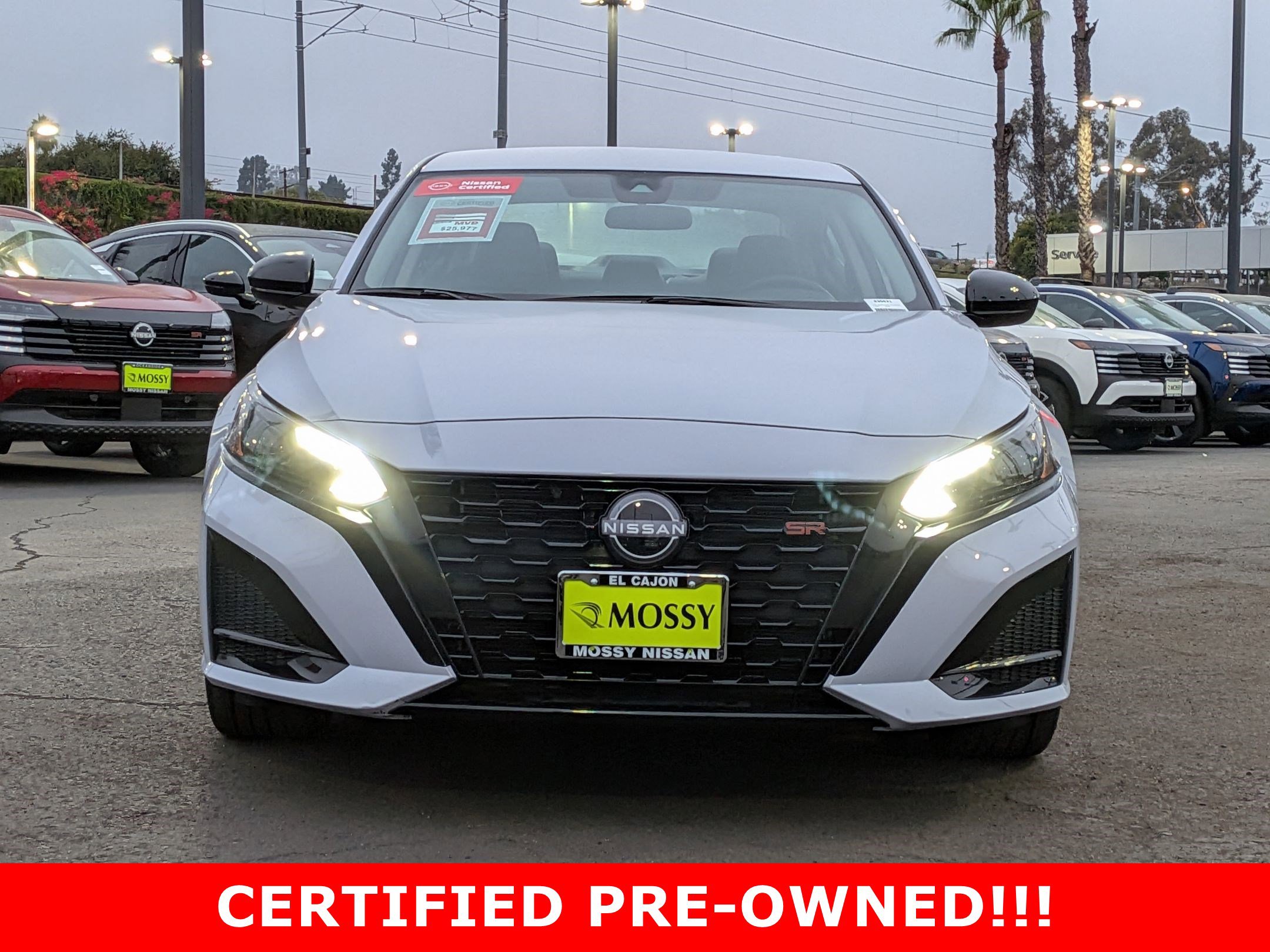 Certified 2025 Nissan Altima 2.5 SR image 3