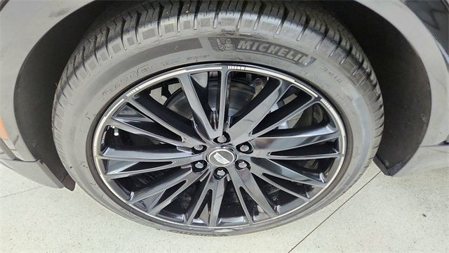 Used 2025 Cadillac Lyriq Luxury image 60