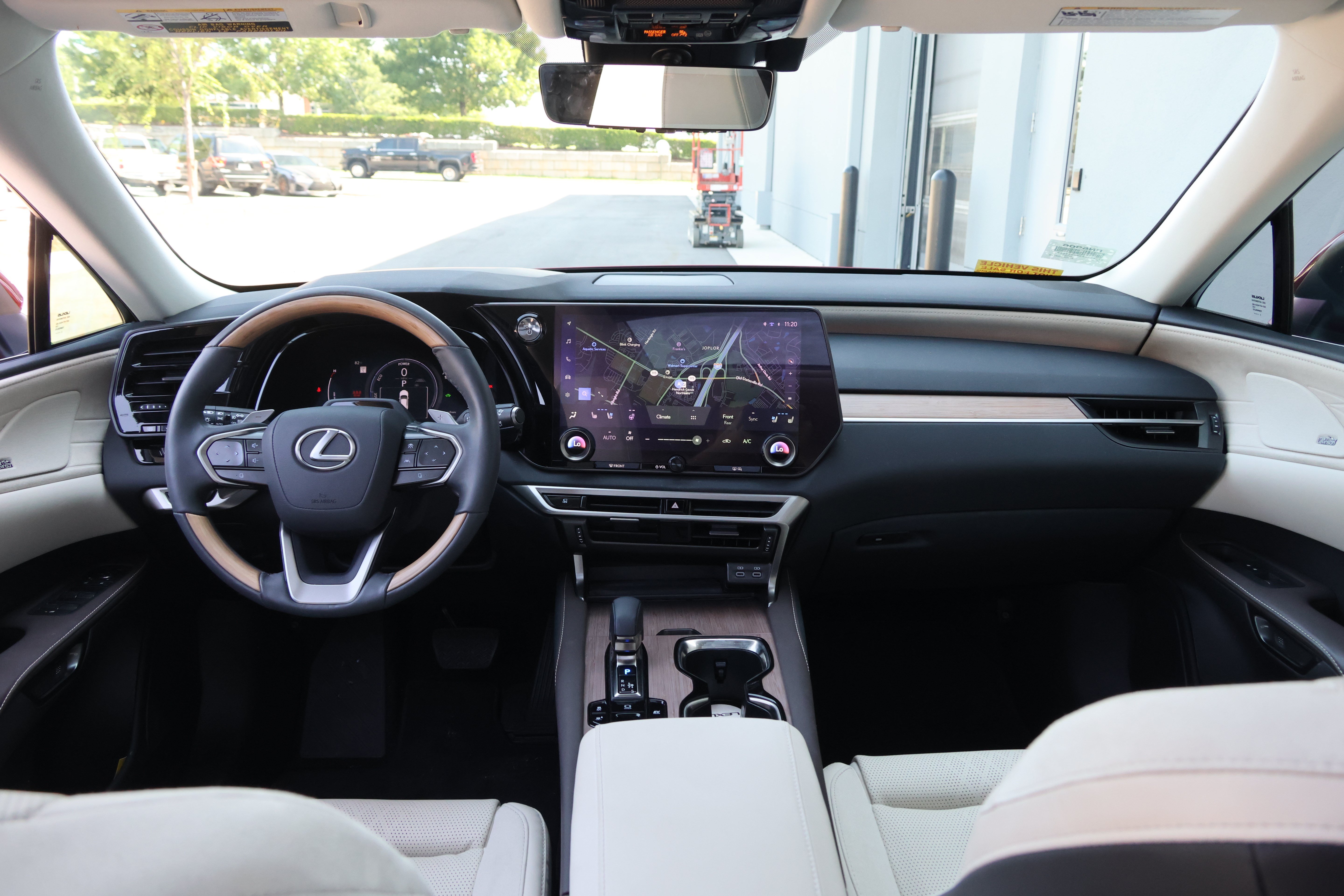 Used 2024 Lexus RX 350 w/ Convenience Package AWD/4WD image 17
