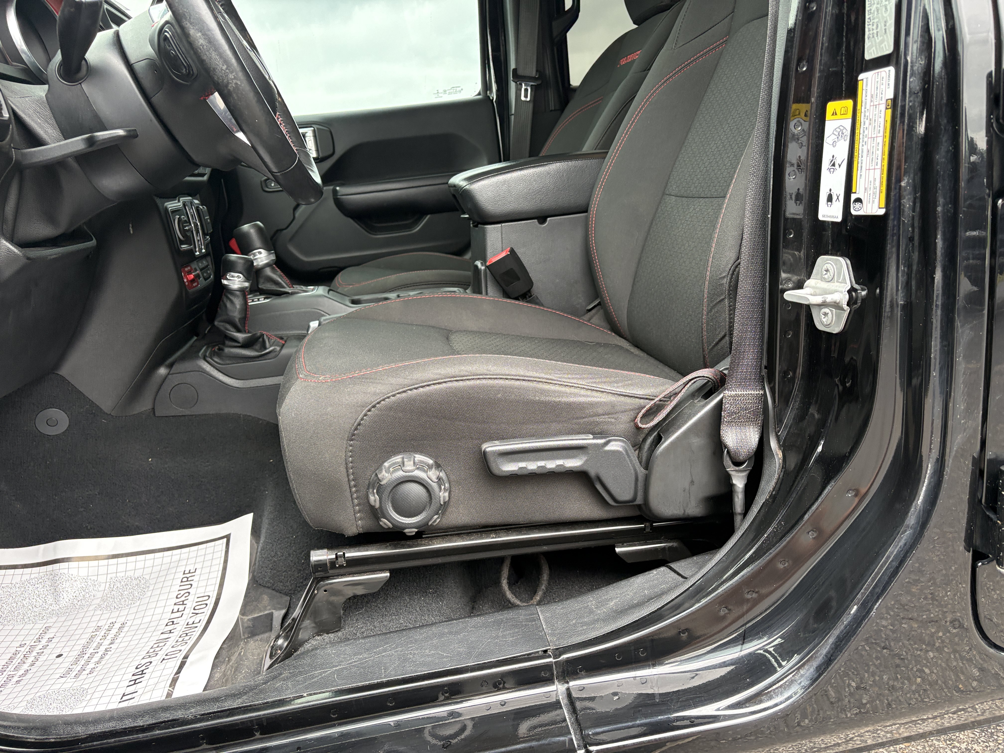 Used 2020 Jeep Wrangler Unlimited Rubicon AWD/4WD image 12