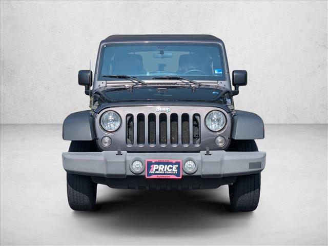 Used 2016 Jeep Wrangler Unlimited Sport w/ Connectivity Group AWD/4WD image 2