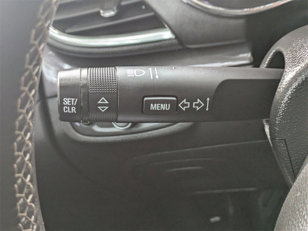 Used 2022 Buick Encore Preferred w/ Safety Package image 27