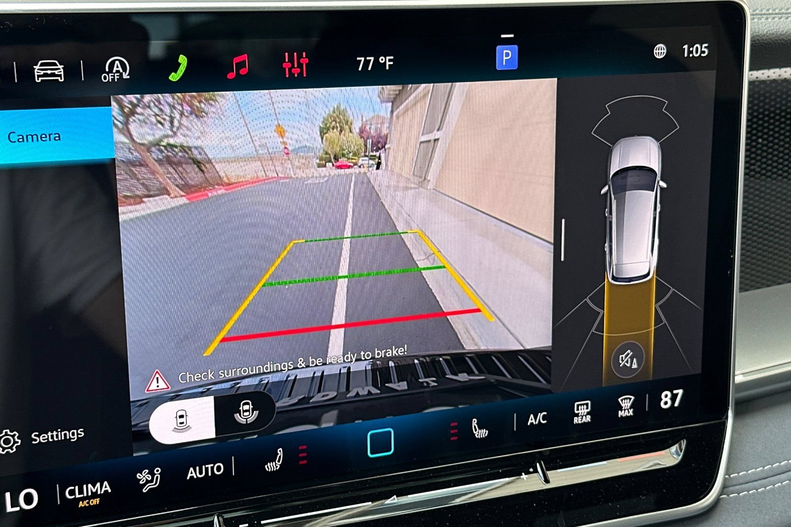 New 2026 Volkswagen Tiguan SE R-Line FWD image 19