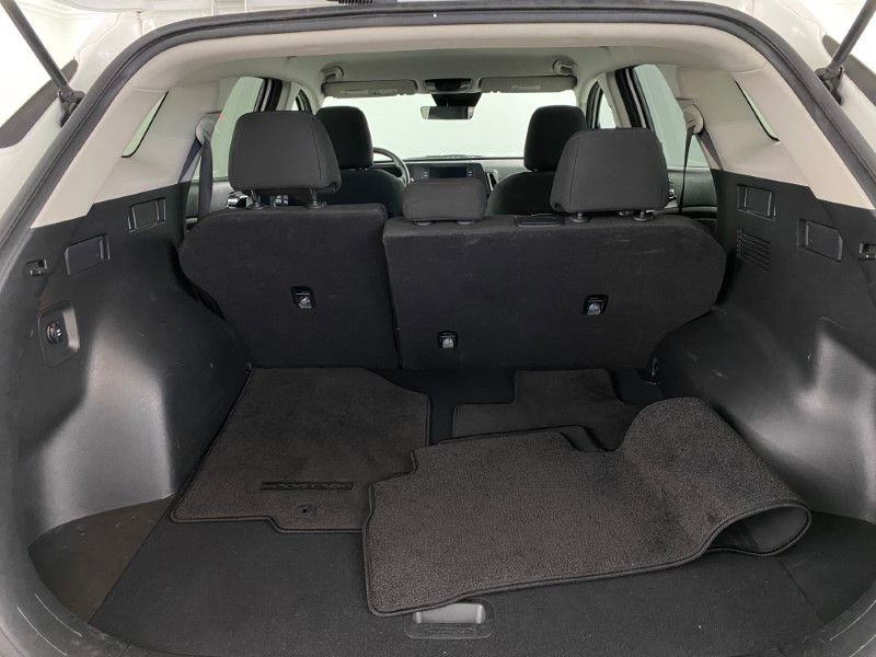 Used 2024 Kia Sportage LX image 34