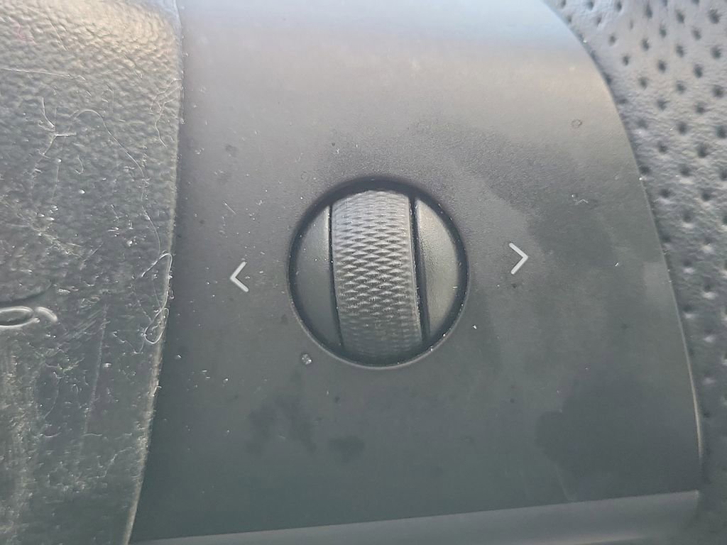 Used 2020 Tesla Model 3 Standard Range Plus image 29