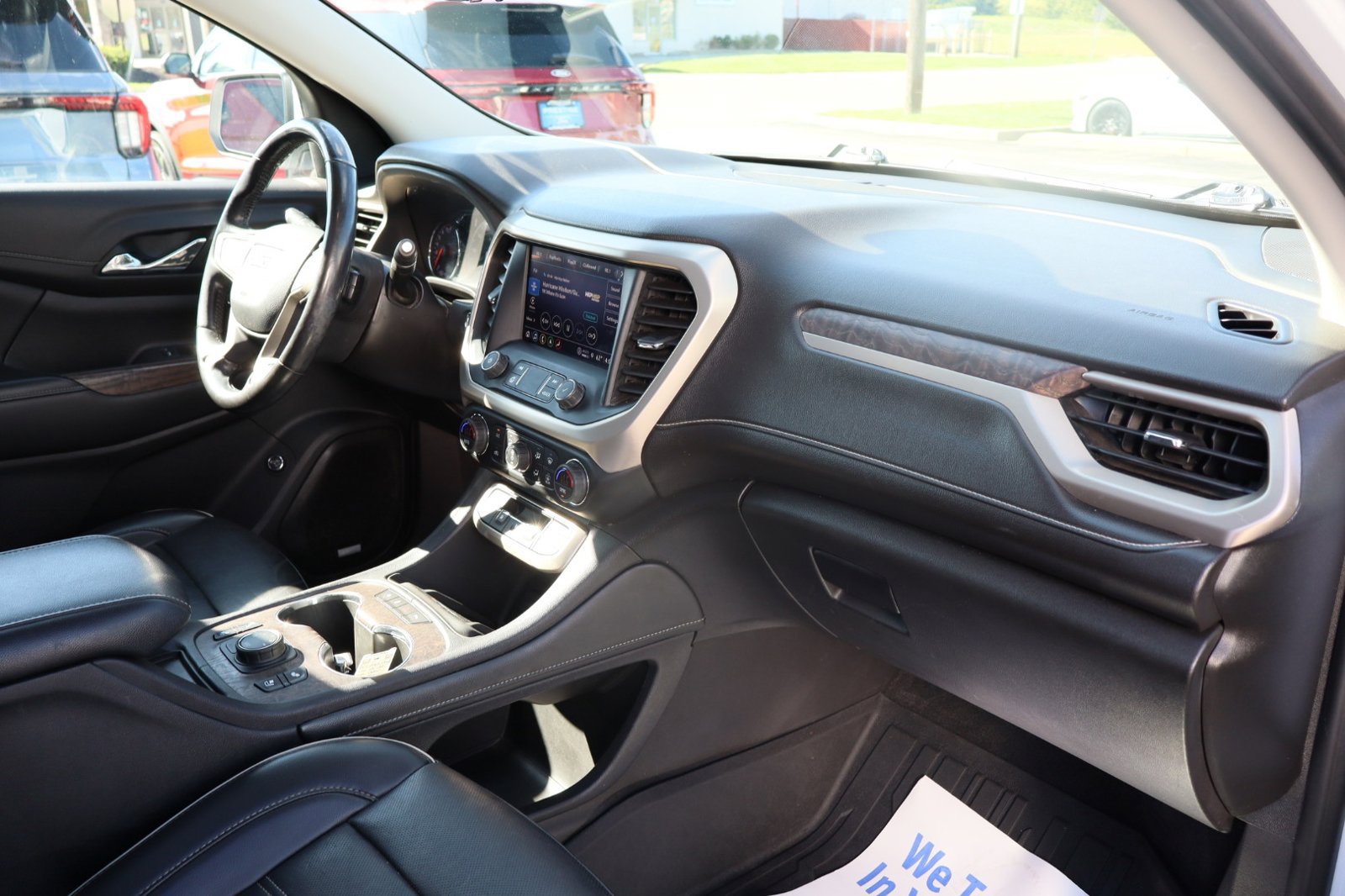Used 2021 GMC Acadia Denali w/ Denali Ultimate Package AWD/4WD image 38