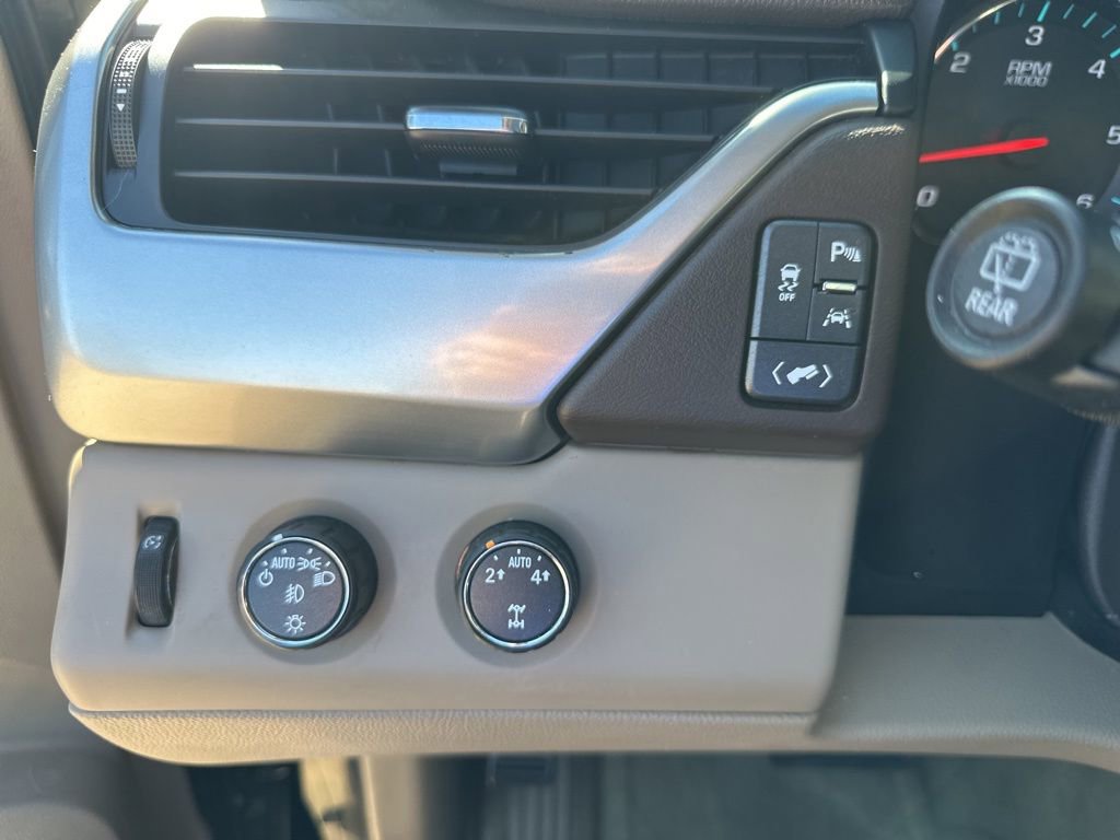 Used 2016 Chevrolet Tahoe LT image 13