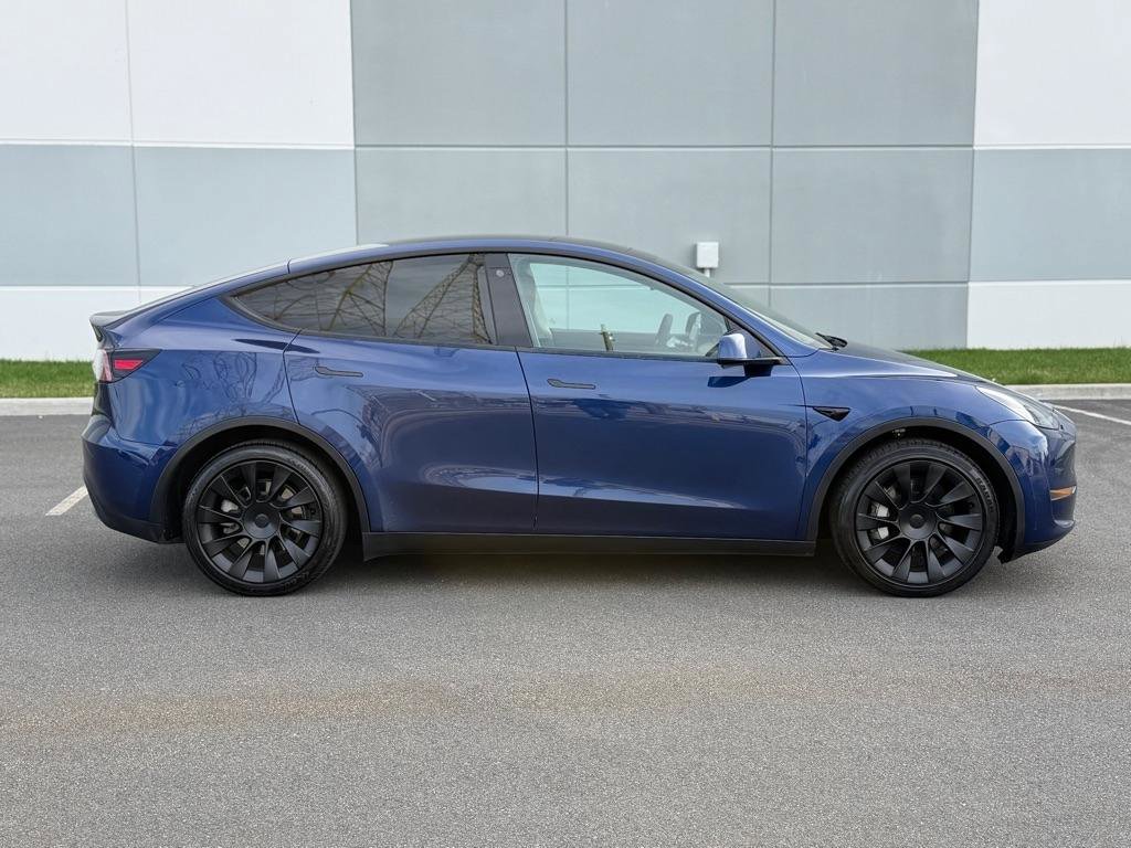 Used 2022 Tesla Model Y Long Range image 4