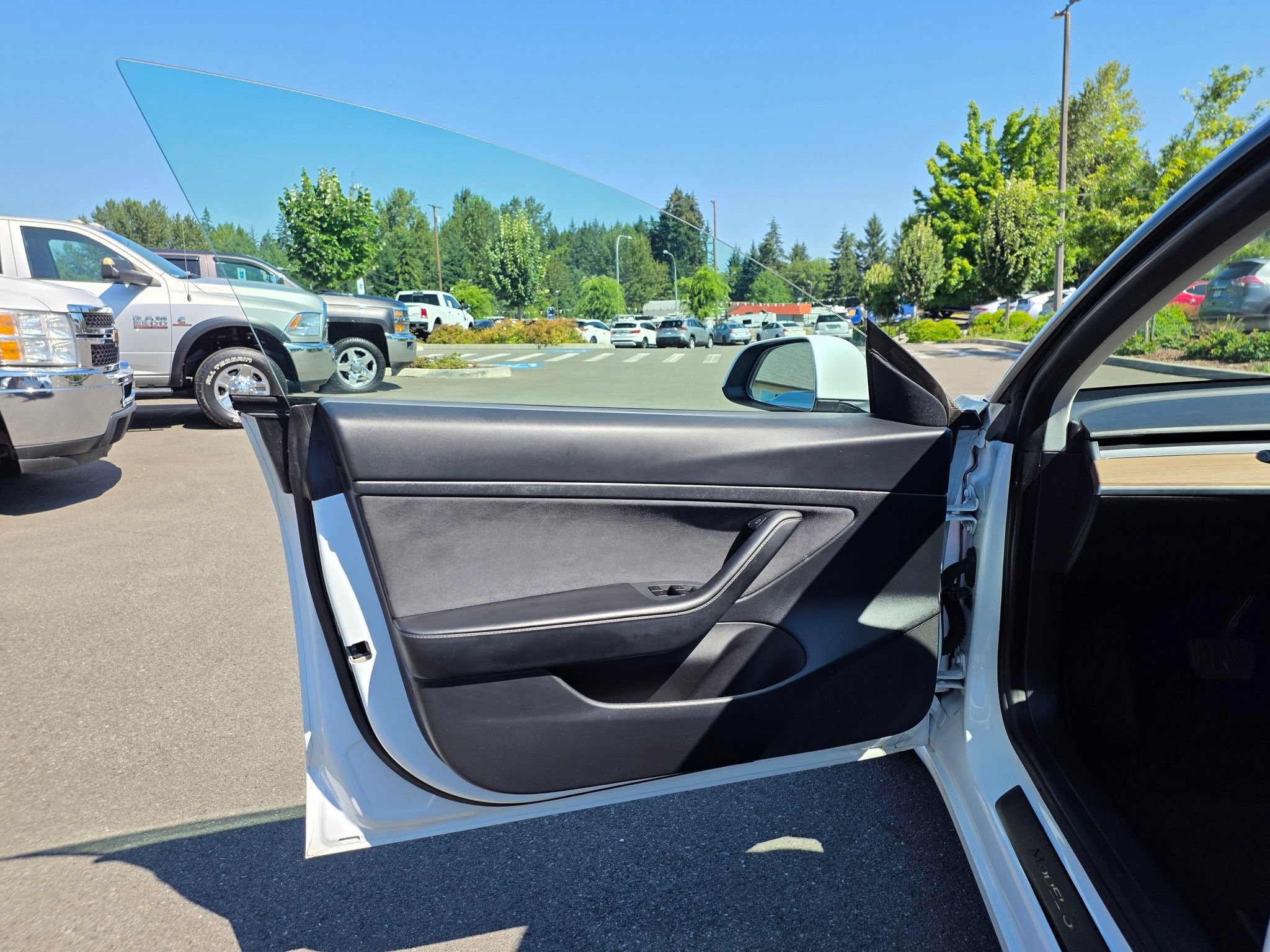 Used 2021 Tesla Model 3 Standard Range Plus RWD image 21